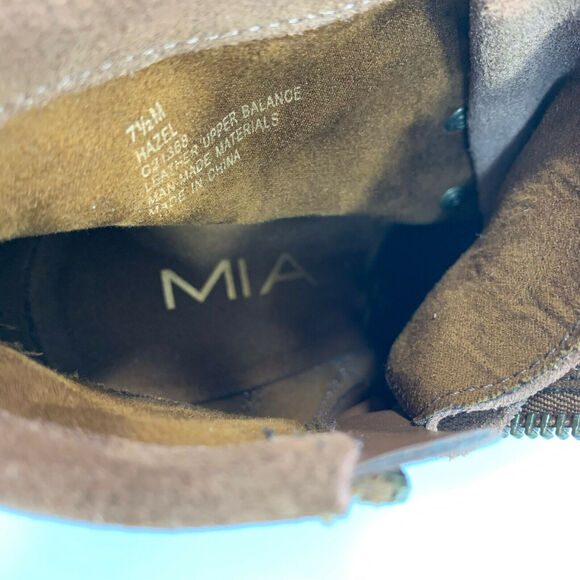 MIA Hazel Boot Brown Suede Leather Tassle Lace Up Wedge Bootie Size 7.5 M - Picture 11 of 12
